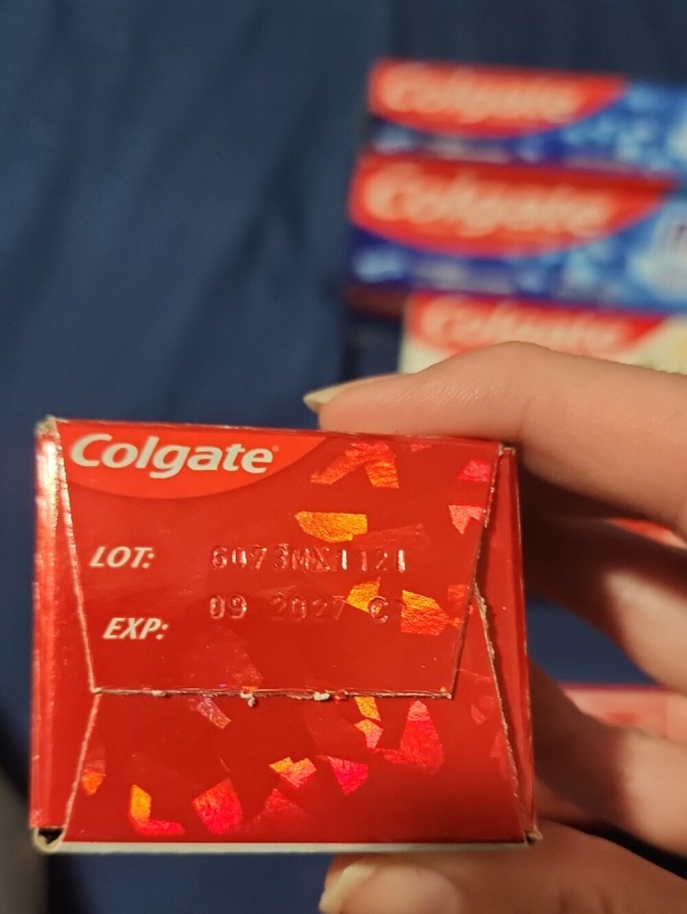 7 Colgate Assorted Toothpaste Value Pack - Red Packaging - Picture 4 of 8